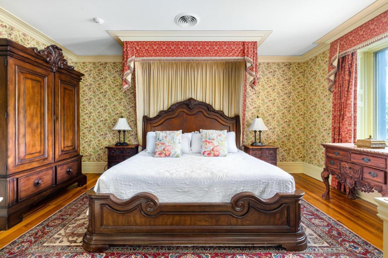 The Inn At Erlowest Lake George Exterior foto