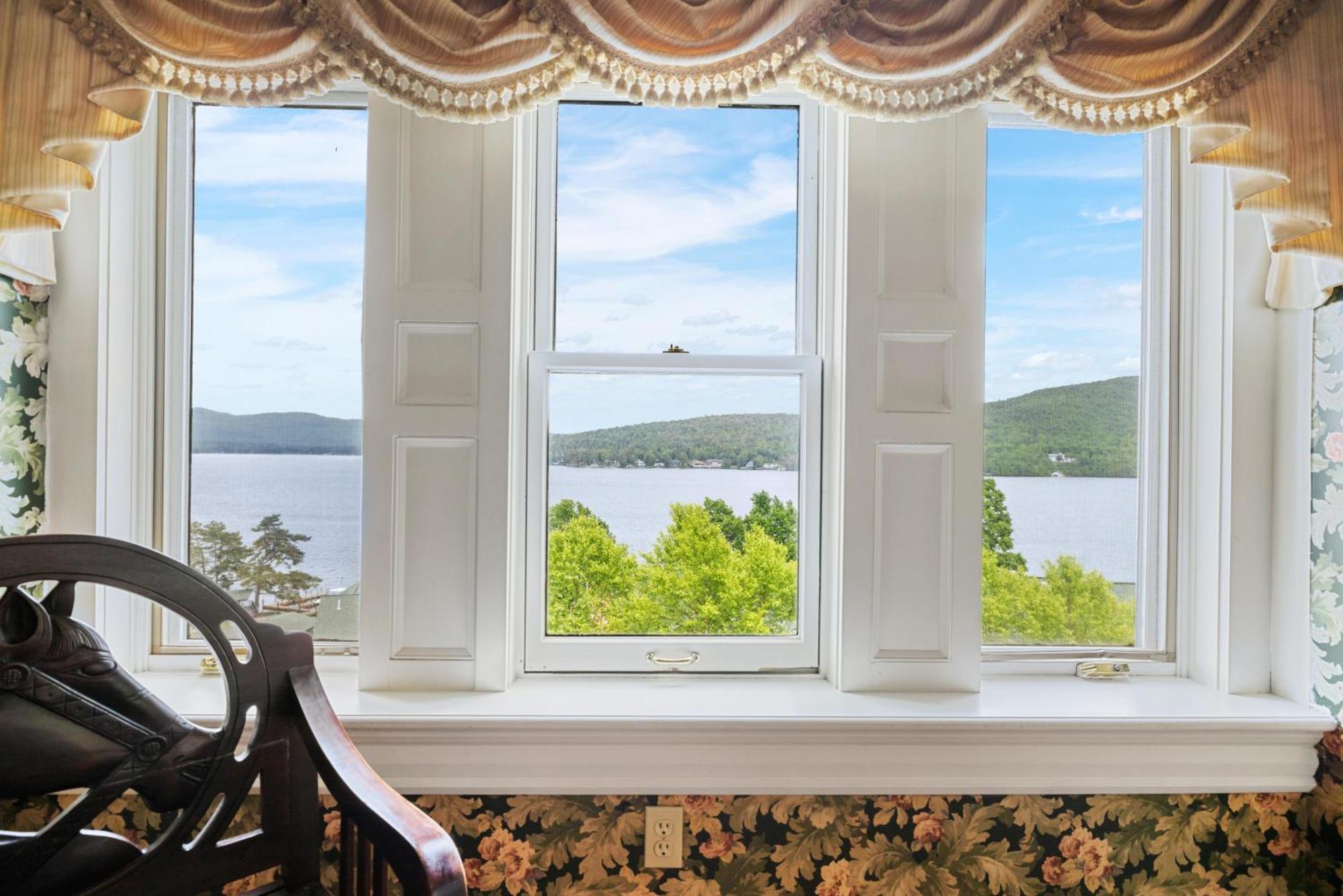 The Inn At Erlowest Lake George Exterior foto